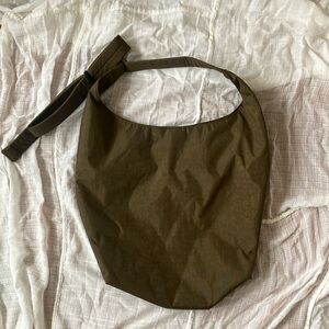 Baggu large nylon sling. Seaweed. Gently used.